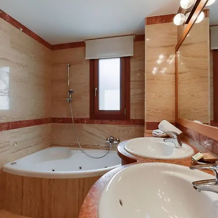 Aphrodite Hills Holiday Residences Superior Villas 5 Bedroom Superior Villa - 0135 Villa