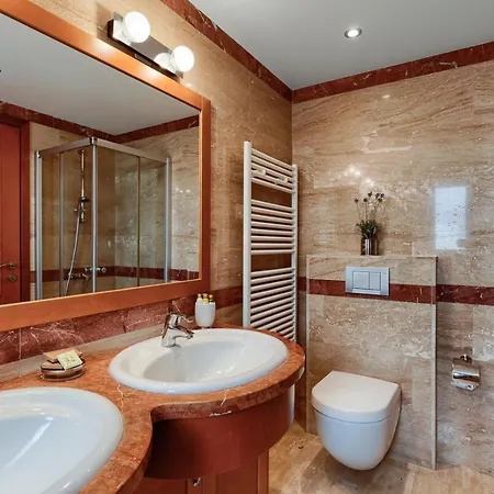 Aphrodite Hills Holiday Residences Superior Villas 5 Bedroom Superior Villa - 0135 *