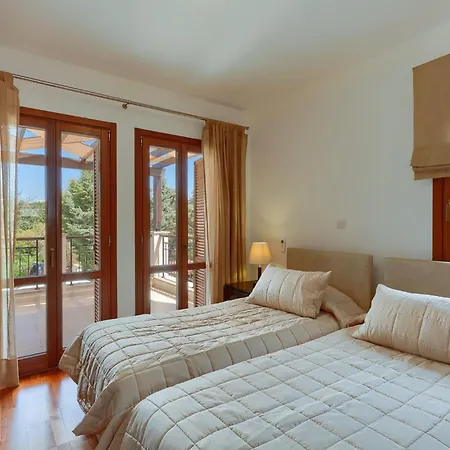 Aphrodite Hills Superior Superior 0135 Air Conditioning 5 Bedrooms * Пафос