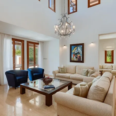 Aphrodite Hills Superior Superior 0135 Air Conditioning 5 Bedrooms Villa Pafos